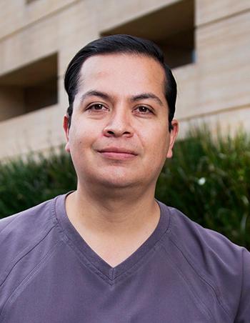 Es la foto de perfil de un otorrinolaringólogo en Ciudad de México de Hospital Angeles.