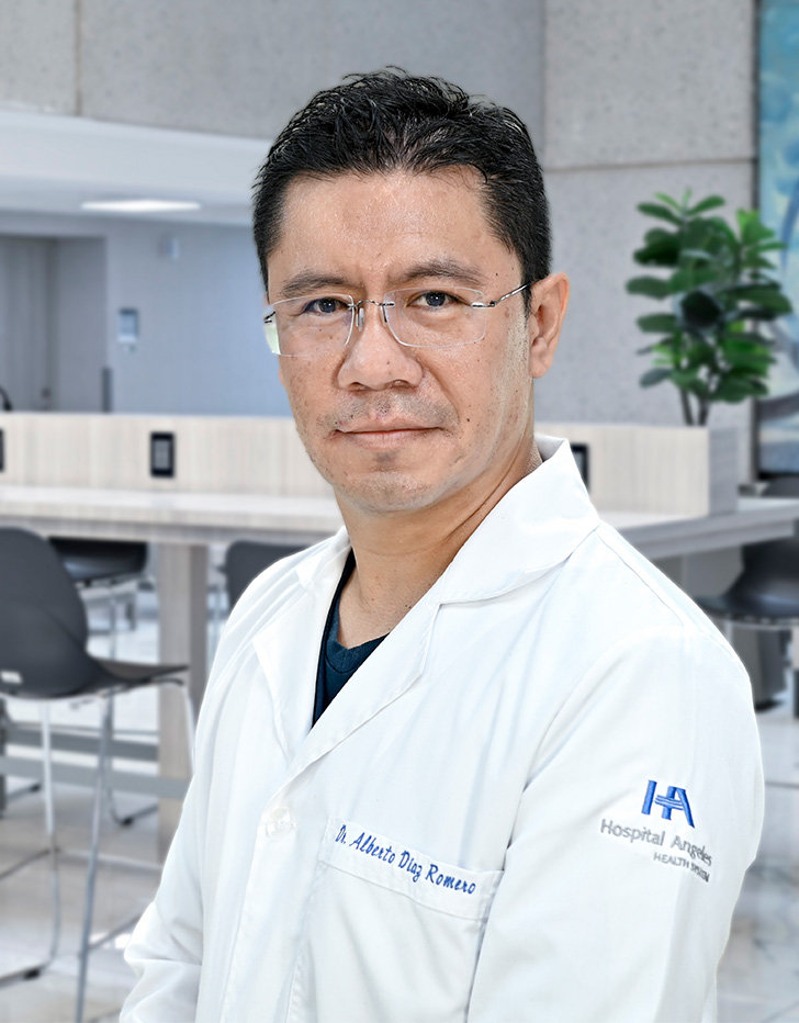 Es la foto de perfil de un infectólogo e internista en Ciudad de México de Hospital Angeles Metropolitano.