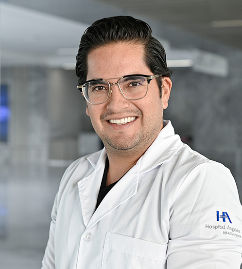 Es la foto de perfil de un coloproctólogo en Querétaro de Hospital Angeles Centro Sur.