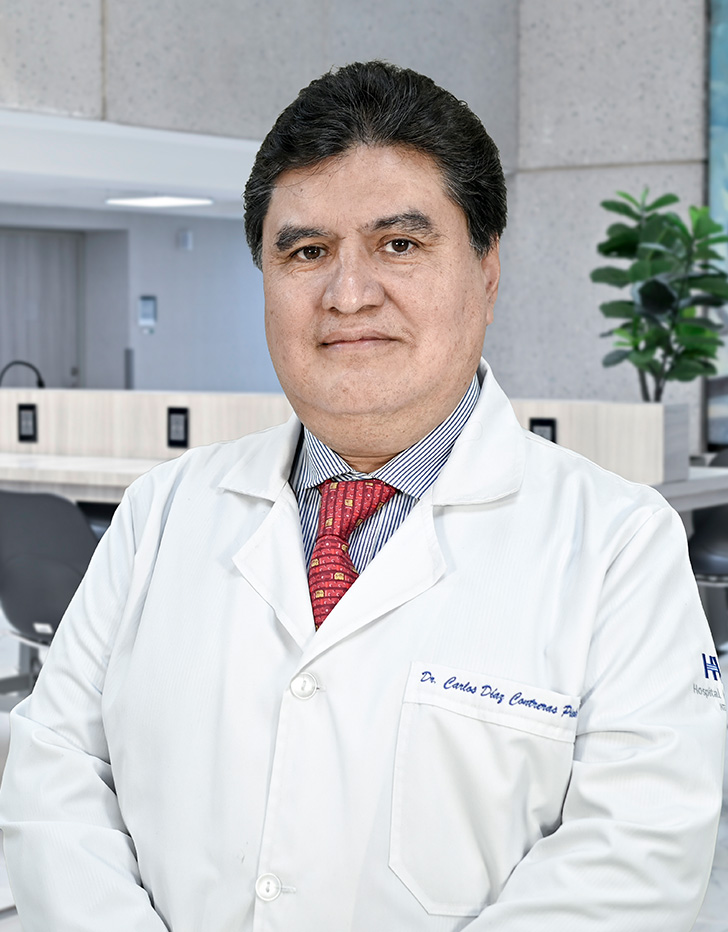 Es la foto de perfil de un endoscopista y cirujano general en Ciudad de México de Hospital Angeles Lindavista. Tiene el cabello negro. Está sonriendo. 