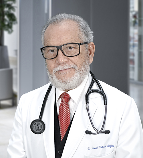 Es la foto de perfil de un médico general en Huixquilucan de Hospital Angeles Lomas.