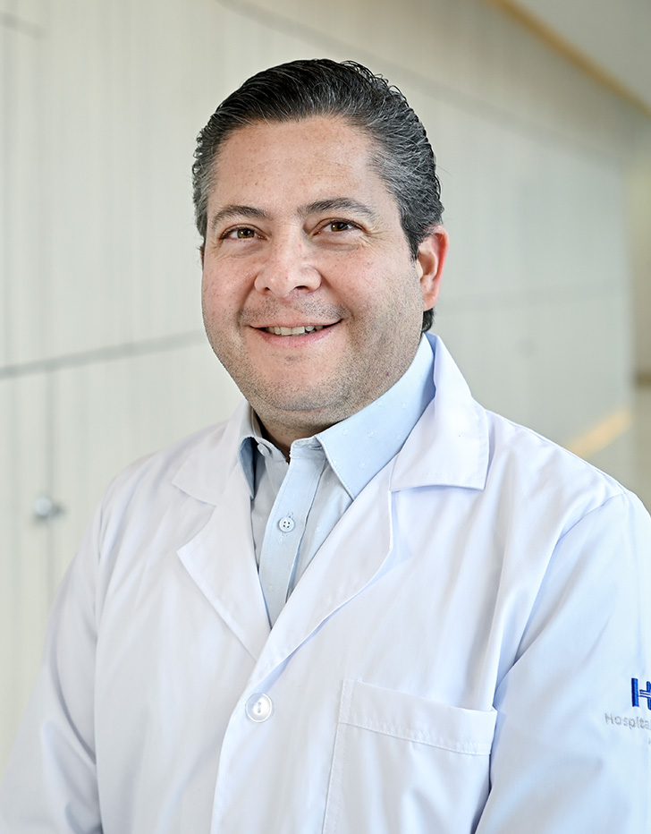 Es la foto de perfil de un neurólogo en Puebla de Hospital Angeles Puebla.