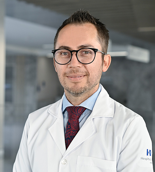 Es la foto de perfil de un urólogo en Querétaro de Hospital Angeles Centro Sur.