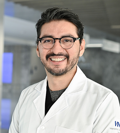 Es la foto de perfil de un cirujano neurológico en Querétaro de Hospital Angeles Centro Sur.