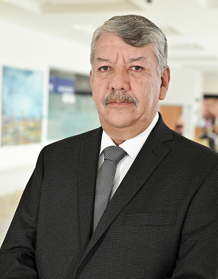 Es la foto de perfil de un ginecólogo y obstetra en Xalapa de Hospital Angeles Xalapa.