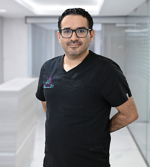 Es la foto de perfil de un ginecólogo y obstetra en Ciudad de México de Hospital Angeles Roma y Hospital Angeles Universidad.