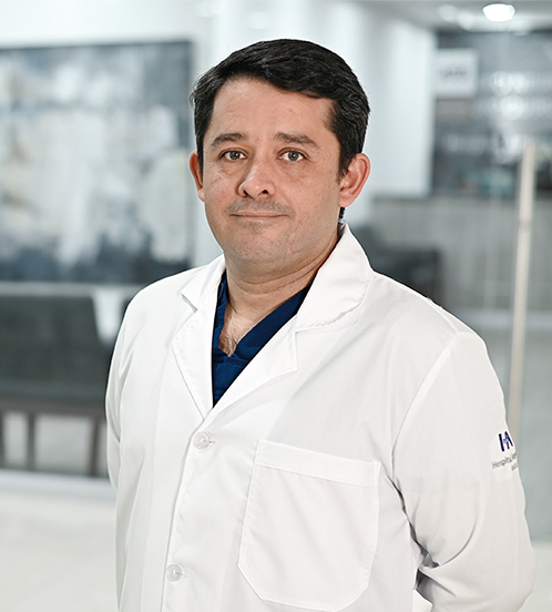 Es la foto de perfil de un angiólogo y cirujano vascular en Ciudad de México de Hospital Angeles Roma.