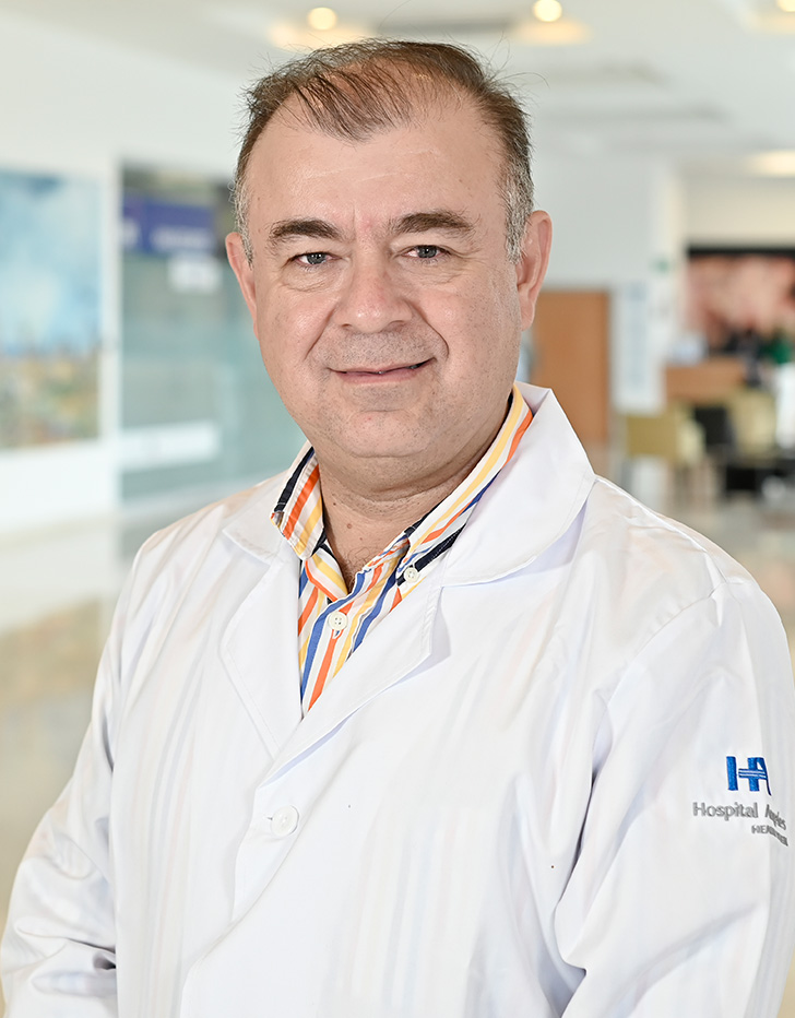 Es la foto de perfil de un ortopedista y traumatólogo en Xalapa de Hospital Angeles Xalapa.