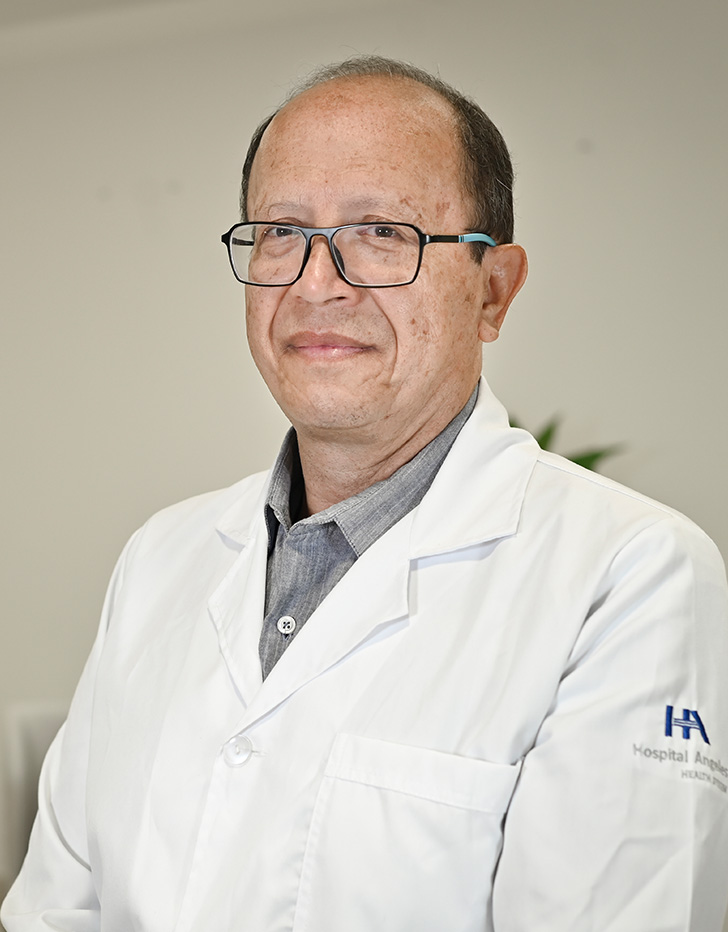 Es la foto de perfil de un otorrinolaringólogo en Ciudad de México de Hospital Angeles Clínica Londres.