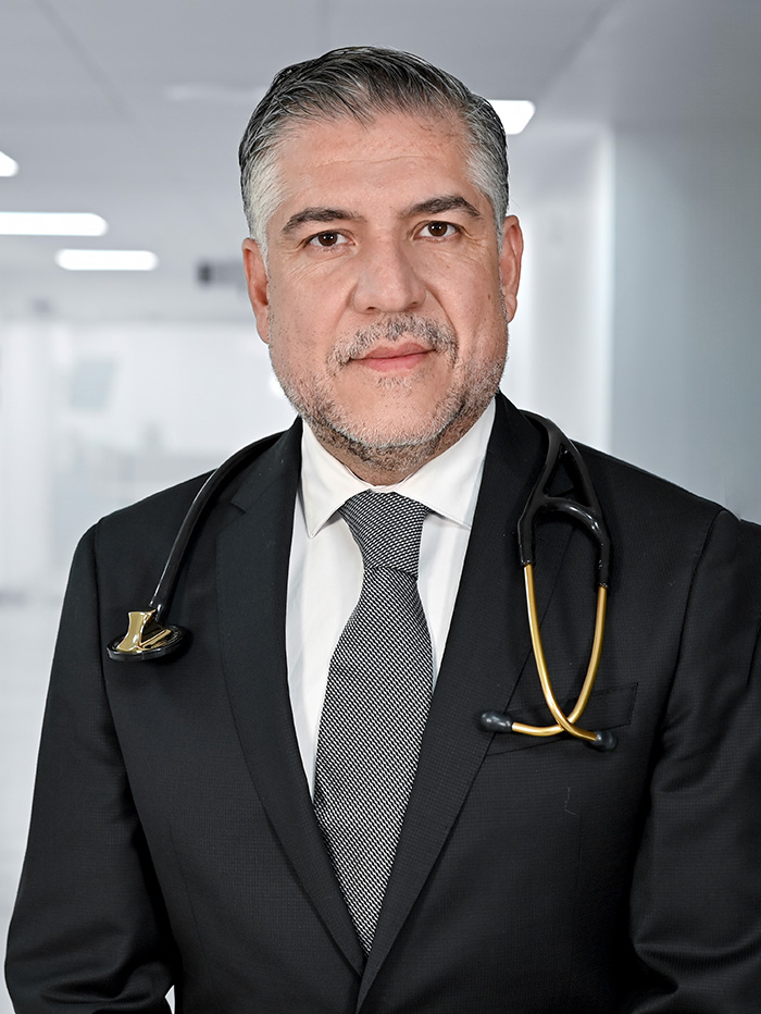 Es la foto de perfil de un cardiólogo en Guadalajara de Hospital Angeles Del Carmen.