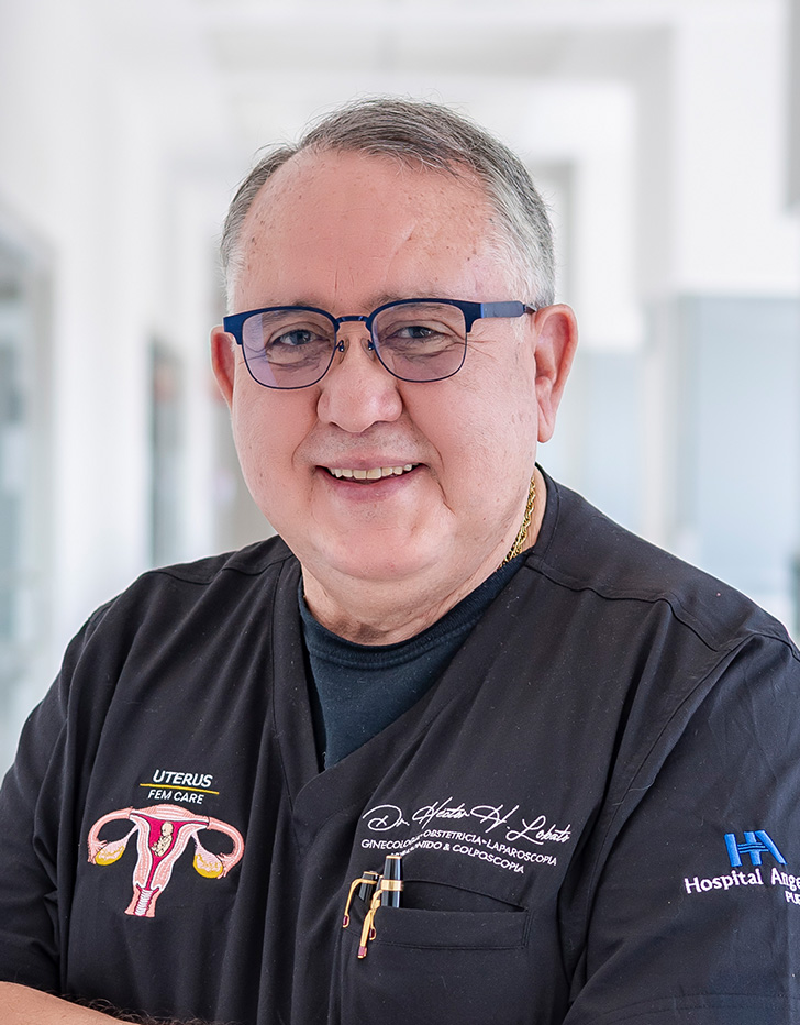 Es la foto de perfil de un ginecólogo y obstetra en Puebla de Hospital Angeles Puebla.