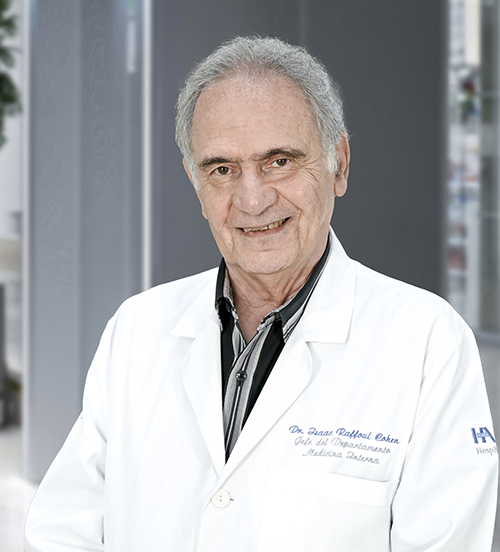 Es la foto de perfil de un internista en Huixquilucan de Hospital Angeles Lomas.