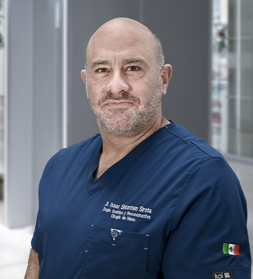 Es la foto de perfil de un cirujano de mano yy general en Huixquilucan de Hospital Angeles Lomas. El doctor usa un uniforme gris y tiene poco cabello. 