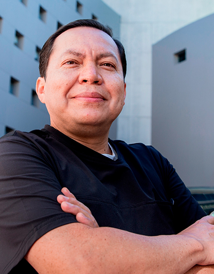 Es la foto de perfil de un coloproctólogo y cirujano general en Huixquilucan de Hospital Angeles Lomas. 