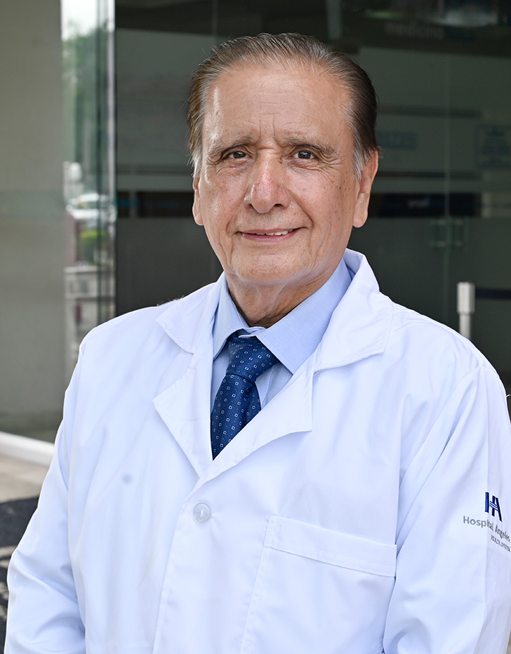 Es la foto de perfil de un ginecólogo y obstetra en Villahermosa de Hospital Angeles Villahermosa.