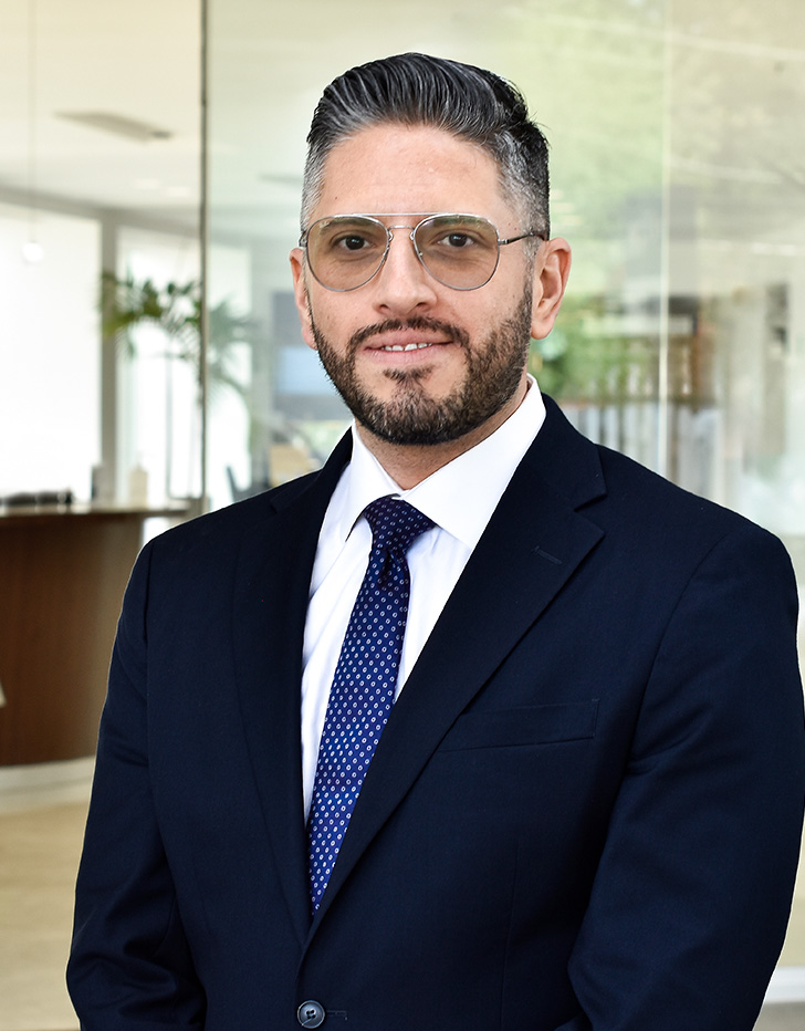 Es la foto de perfil de un psiquiatra, psicoterapia analítica en Ciudad de México de Hospital Angeles Acoxpa.