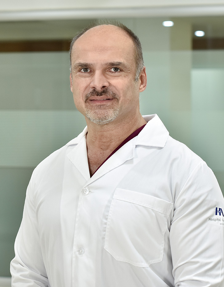 Es la foto de perfil de un ginecólogo y obstetra en Ciudad de México de Hospital Angeles Mocel.