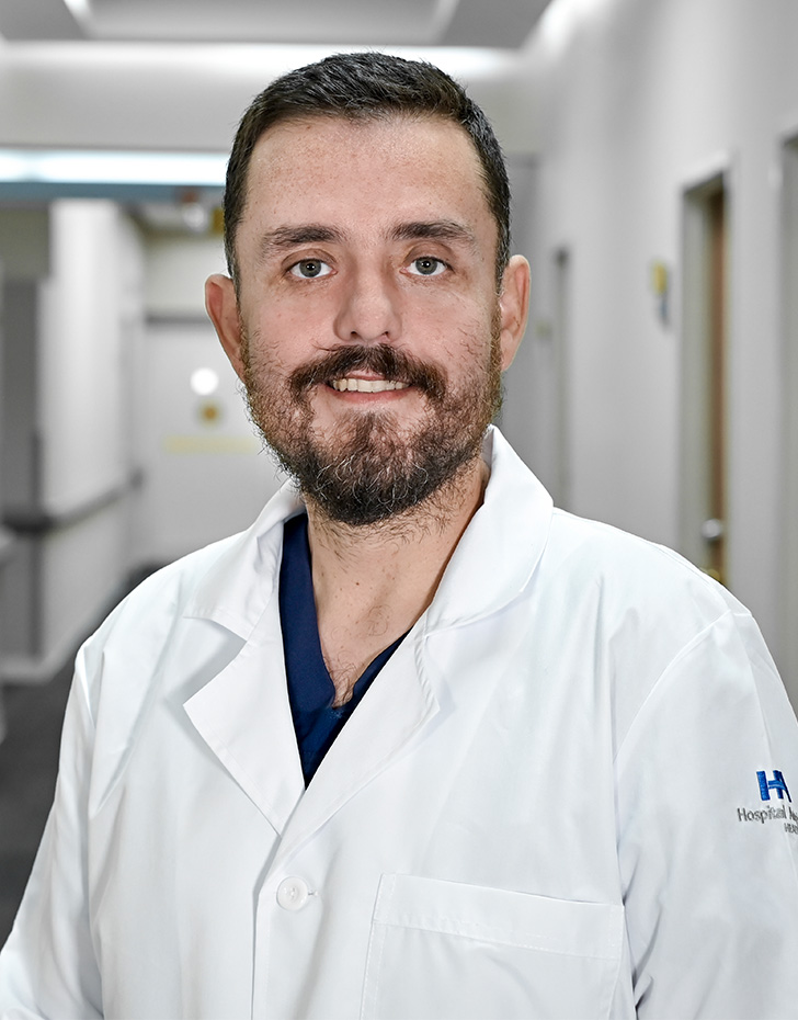 Es la foto de perfil de un ginecólogo oncólogo en Torreón de Hospital Angeles Torreón.