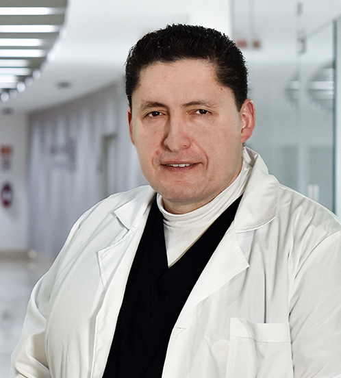 Es la foto de perfil de un coloproctólogo en Huixquilucan de Hospital Angeles Lomas. 