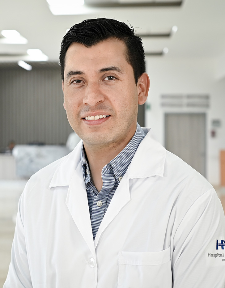 Es la foto de perfil de un internista en Tampico de Hospital Angeles.