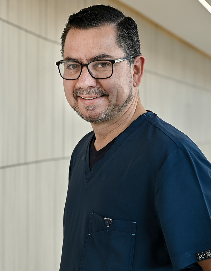 Es la foto de perfil de un cirujano oncólogo en Puebla de Hospital Angeles.