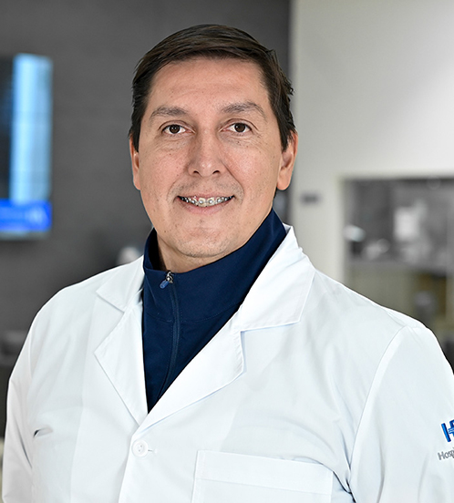 Es la foto de perfil de un cardiólogo intervencionista y cardiólogo en San Luis Potosí de Hospital Angeles.