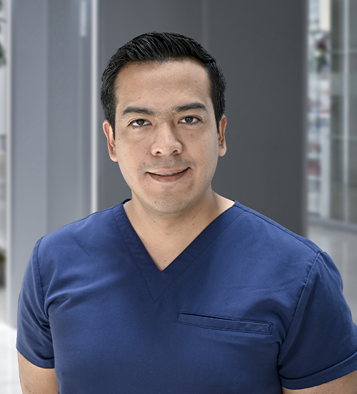 Es la foto de perfil de un otorrinolaringólogo en Huixquilucan de Hospital Angeles Lomas.