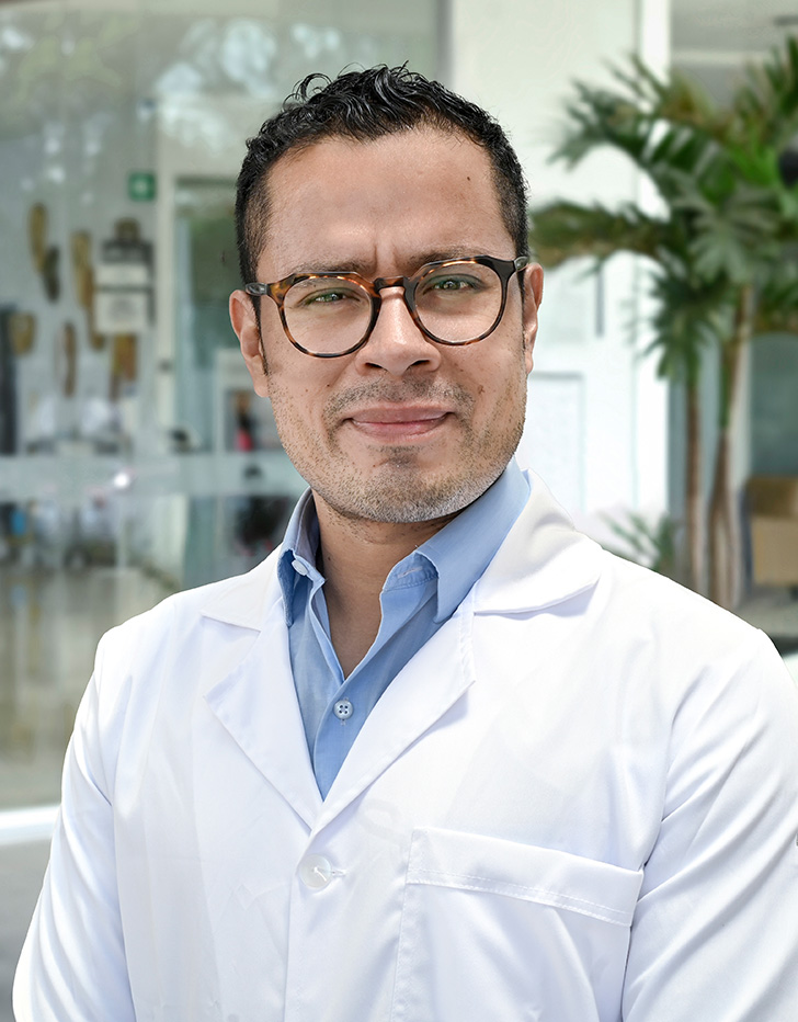 Es la foto de perfil de un ortopedista y traumatólogo en Ciudad de México de Hospital Angeles Acoxpa.