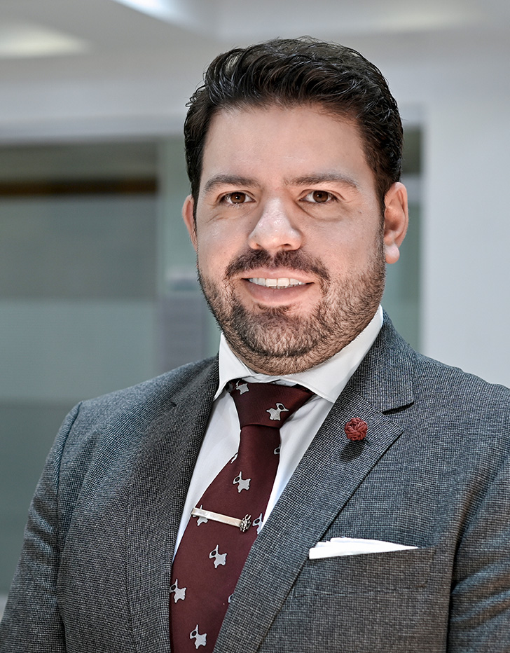 Es la foto de perfil de un anestesiólogo y algólogo en Huixquilucan de Hospital Angeles Lomas.