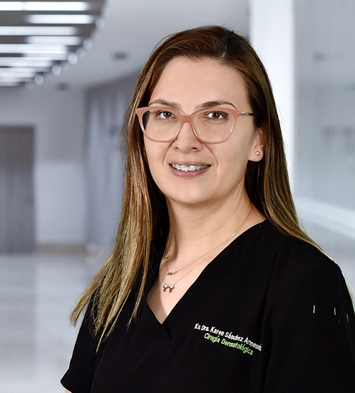 Es la foto de perfil de una dermatóloga en Huixquilucan de Hospital Angeles Lomas.