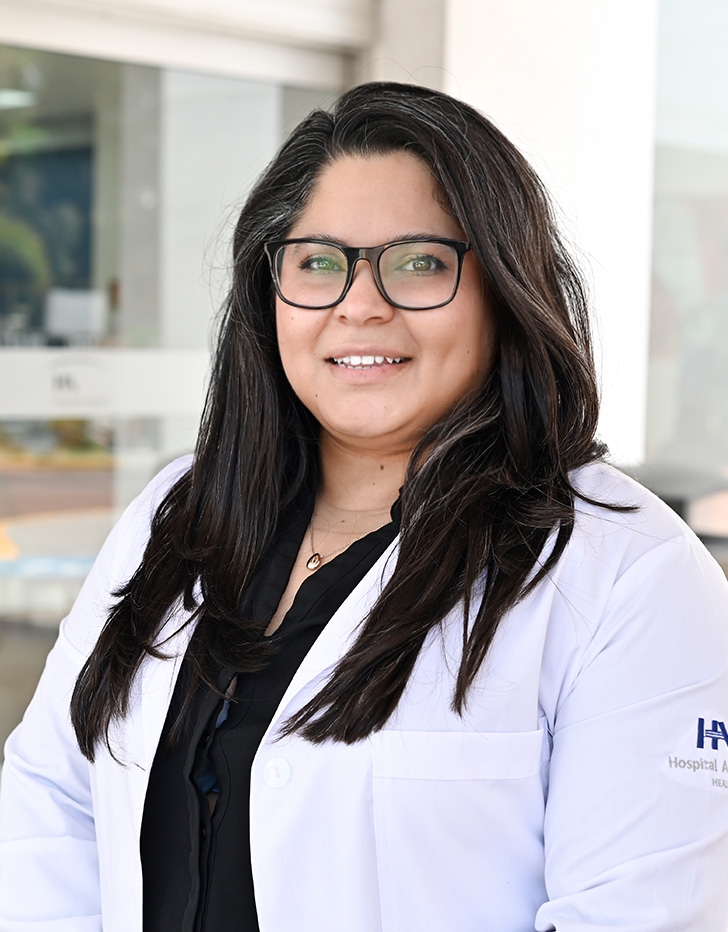 Es la foto de perfil de una geriatra en Tijuana de Hospital Angeles Tijuana.