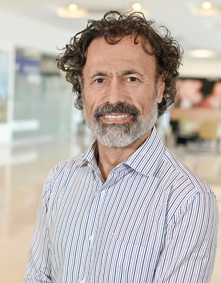 Es la foto de perfil de un cirujano maxilofacial en Xalapa de Hospital Angeles.