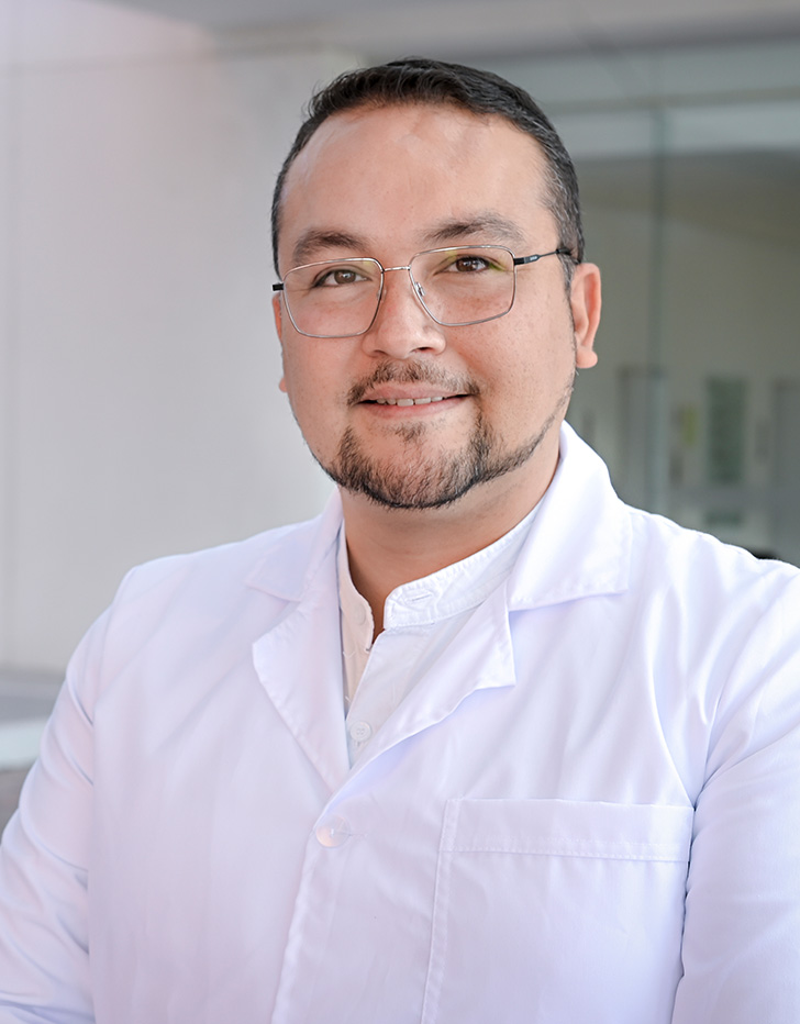 Es la foto de perfil de un oncólogo médico en León de Hospital Angeles León.