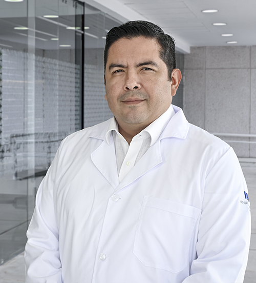 Es la foto de perfil de un cardiólogo, cardiólogo intervencionista y médico internista en Villahermosa de Hospital Angeles.