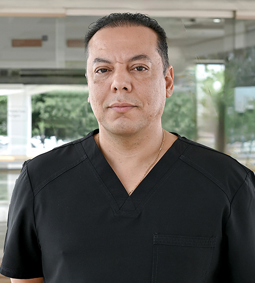 Es la foto de perfil de un cirujano general en Culiacán de Hospital Angeles.