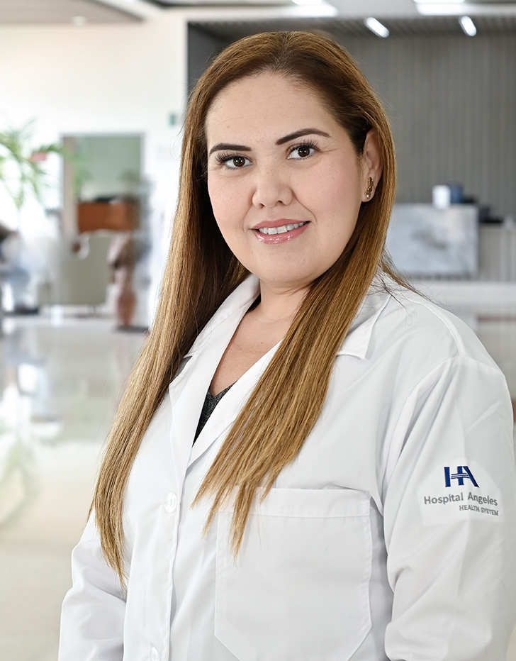 Es la foto de perfil de una ginecóloga en Tampico de Hospital Angeles.