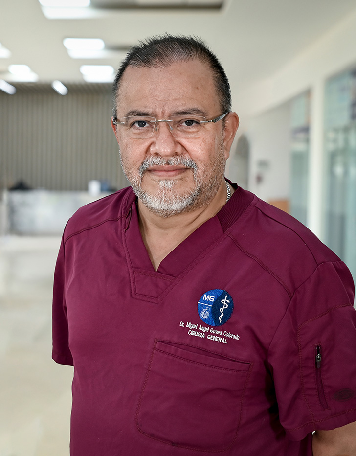 Es la foto de perfil de un cirujano general en Tampico de Hospital Angeles.