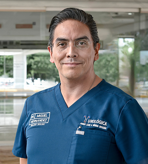 Es la foto de perfil de un urólogo en Culiacán de Hospital Angeles.