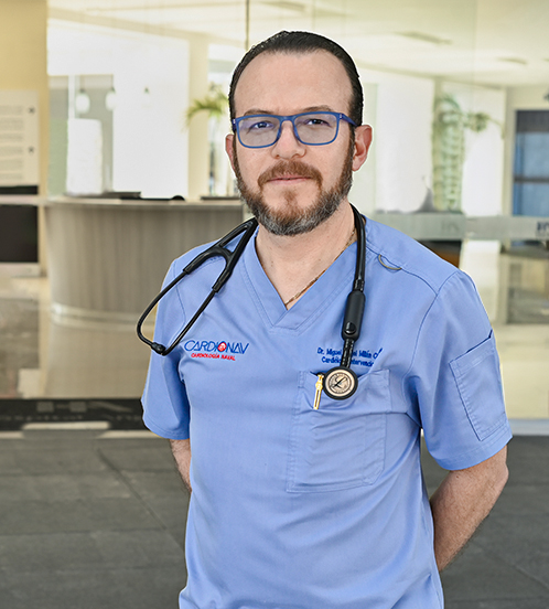 Es la foto de perfil de un cardiólogo intervencionista en Ciudad de México de Hospital Angeles. 