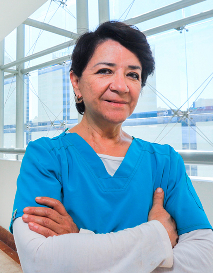 Es la foto de perfil de una neumóloga en Huixquilucan de Hospital Angeles Lomas.