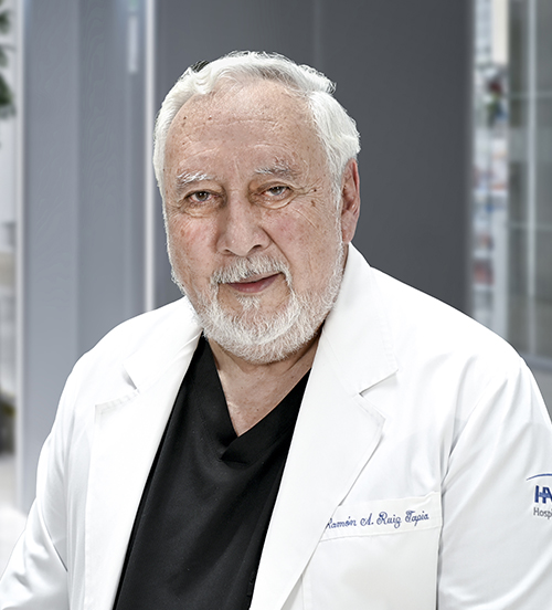 Es la foto de perfil de un pediatra y neonatólogo en Huixquilucan de Hospital Angeles Lomas.