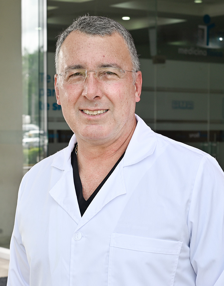 Es la foto de perfil de un ginecólogo y obstetra en Villahermosa de Hospital Angeles Villahermosa.