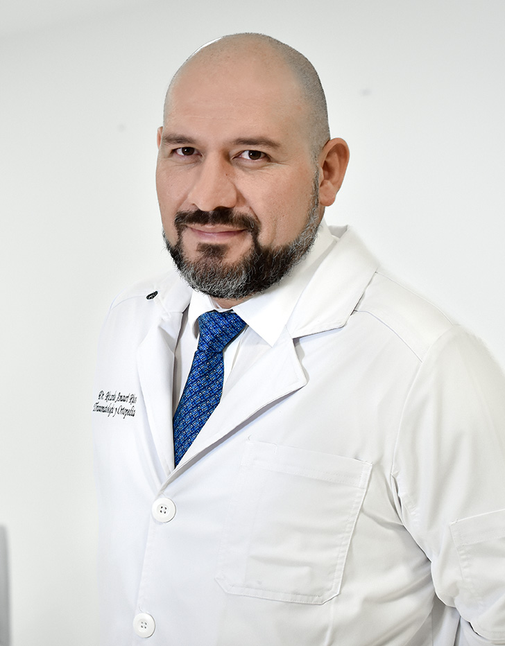 Es la foto de perfil de un ortopedista y traumatólogo en Ciudad de México de Hospital Angeles Clínica Londres.