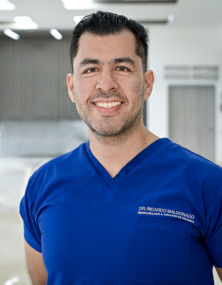 Es la foto de perfil de un cirujano neurológico en Tampico de Hospital Angeles Tampico.