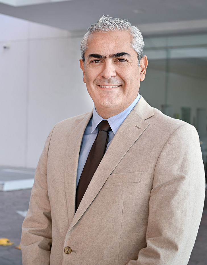 Es la foto de perfil de un psicoterapeuta analítico en León de Hospital Angeles León.