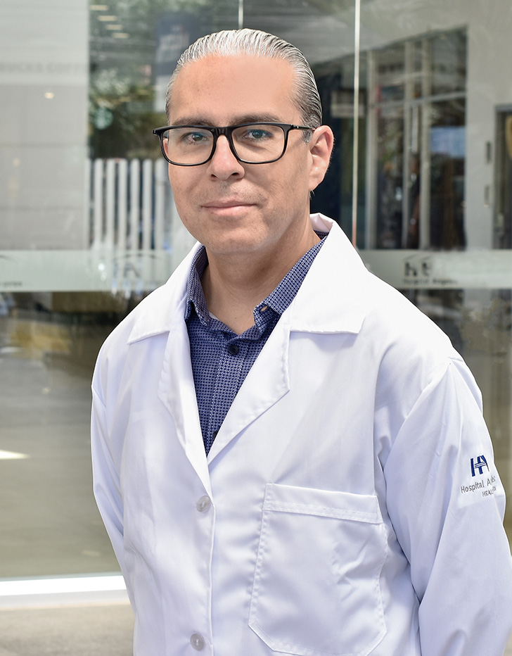 Es la foto de perfil de un ginecólogo y obstetra en Ciudad de México de Hospital Angeles Acoxpa.